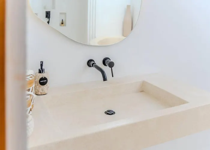 Holiday home Minutes From - Casa Mare Blu