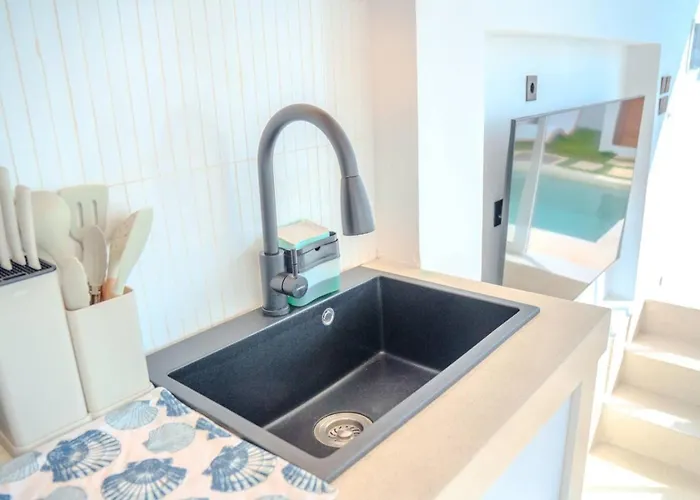 Minutes From - Casa Mare Blu * Uluwatu (Bali)